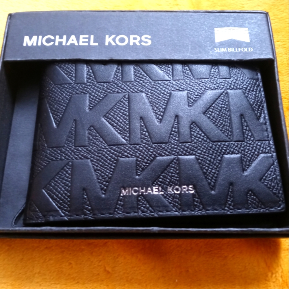 Michael Kors wallet